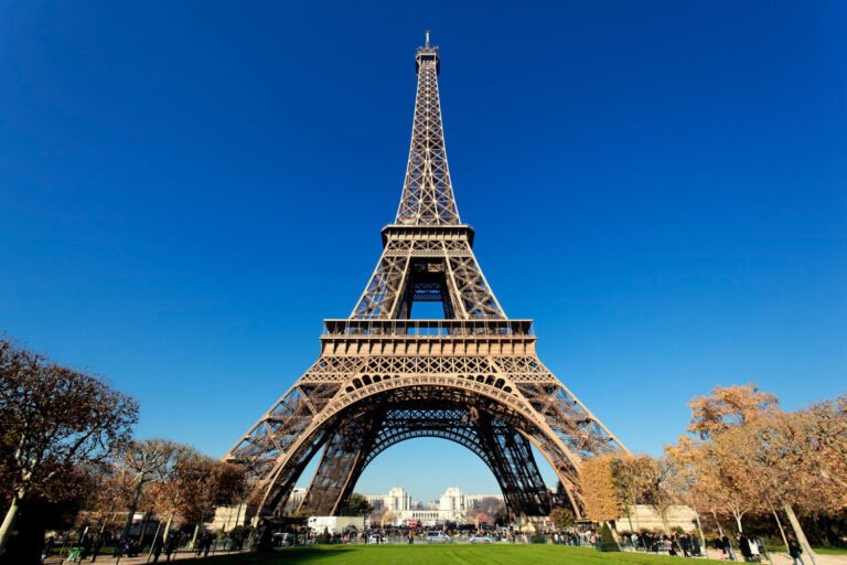 eiffel-tower